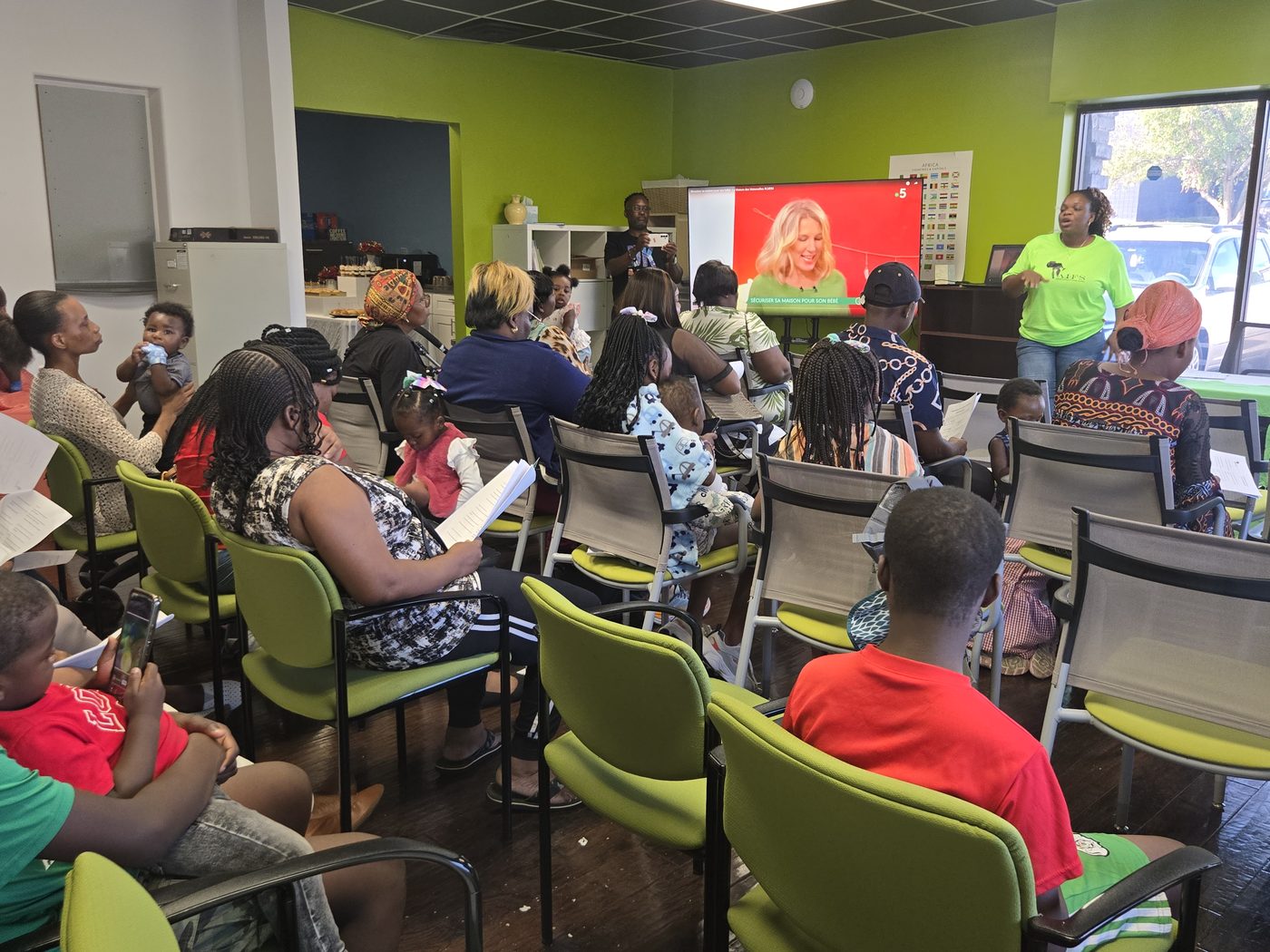 Parents and young children at an AIFS family education session